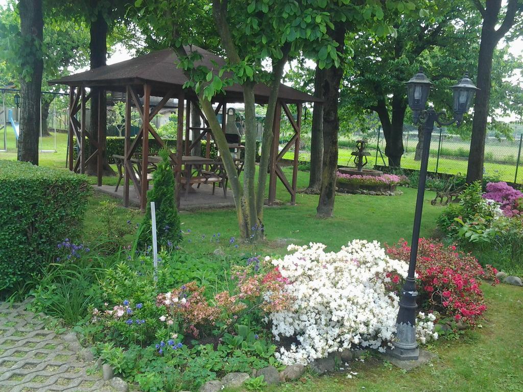 B&B Le Camelie Bareggio Exterior foto